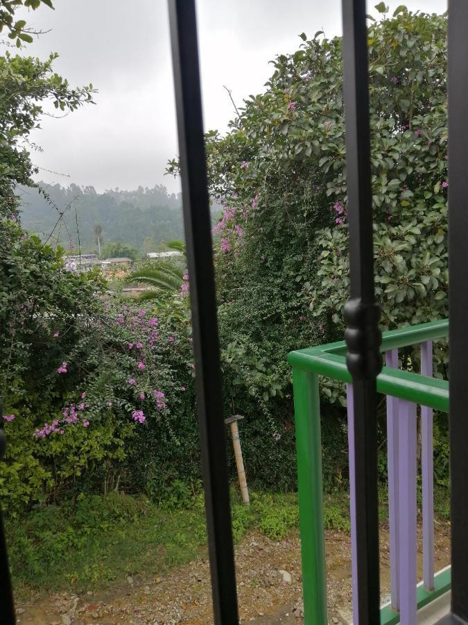 شقة سالنتو  في Coffee Flores Gabriel المظهر الخارجي الصورة